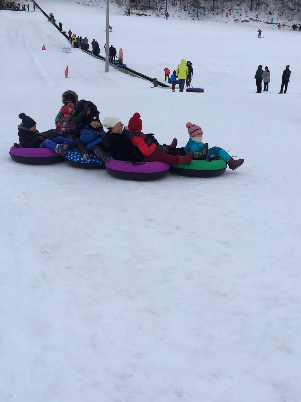 黑龍江大灣滑雪場冰雪樂園成功開幕，河北迪特加油助威